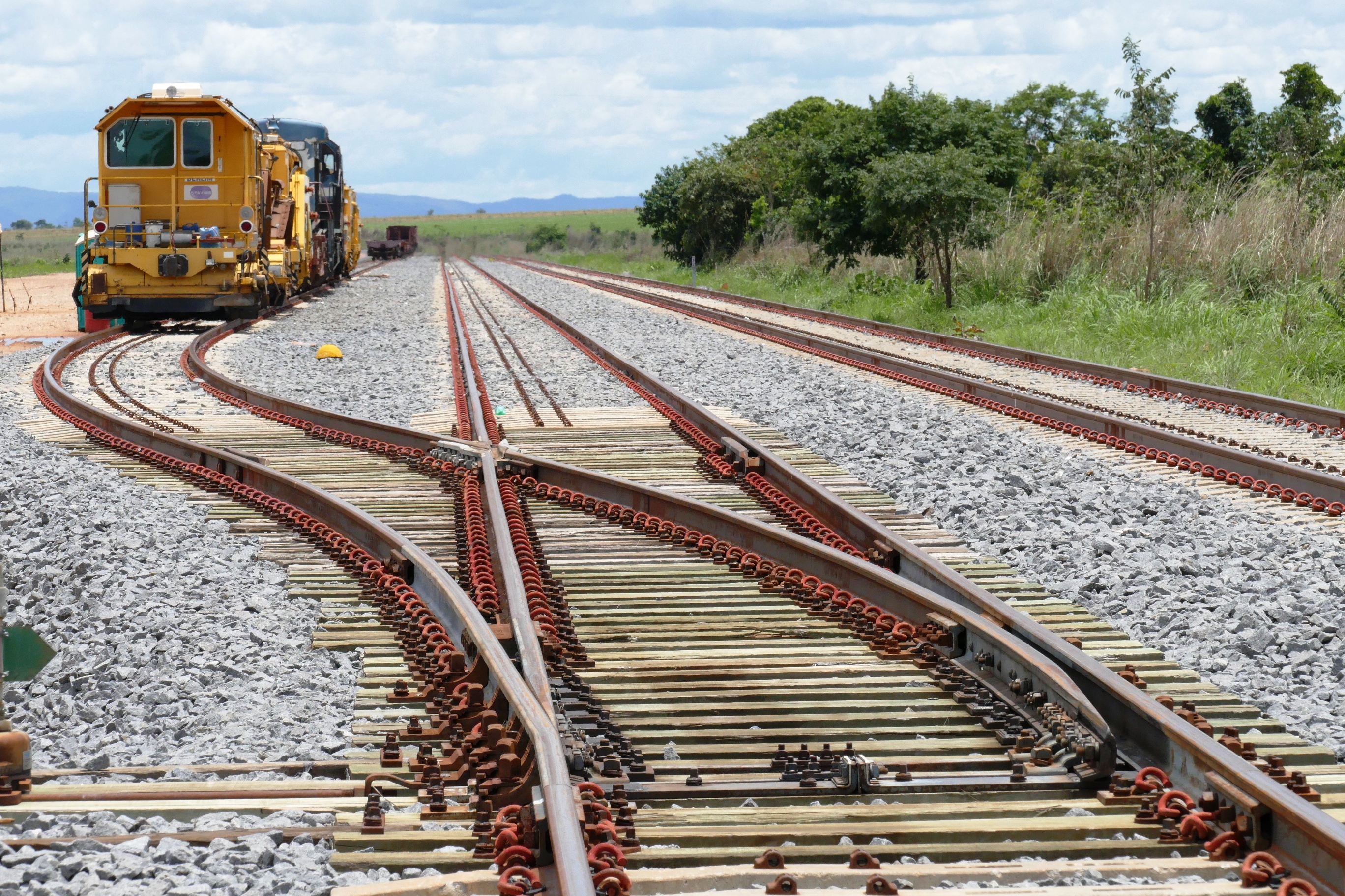 Após 36 anos, Governo Federal e ANTT inauguram ferrovia Norte-Sul, podendo reduzir fretes em 40%