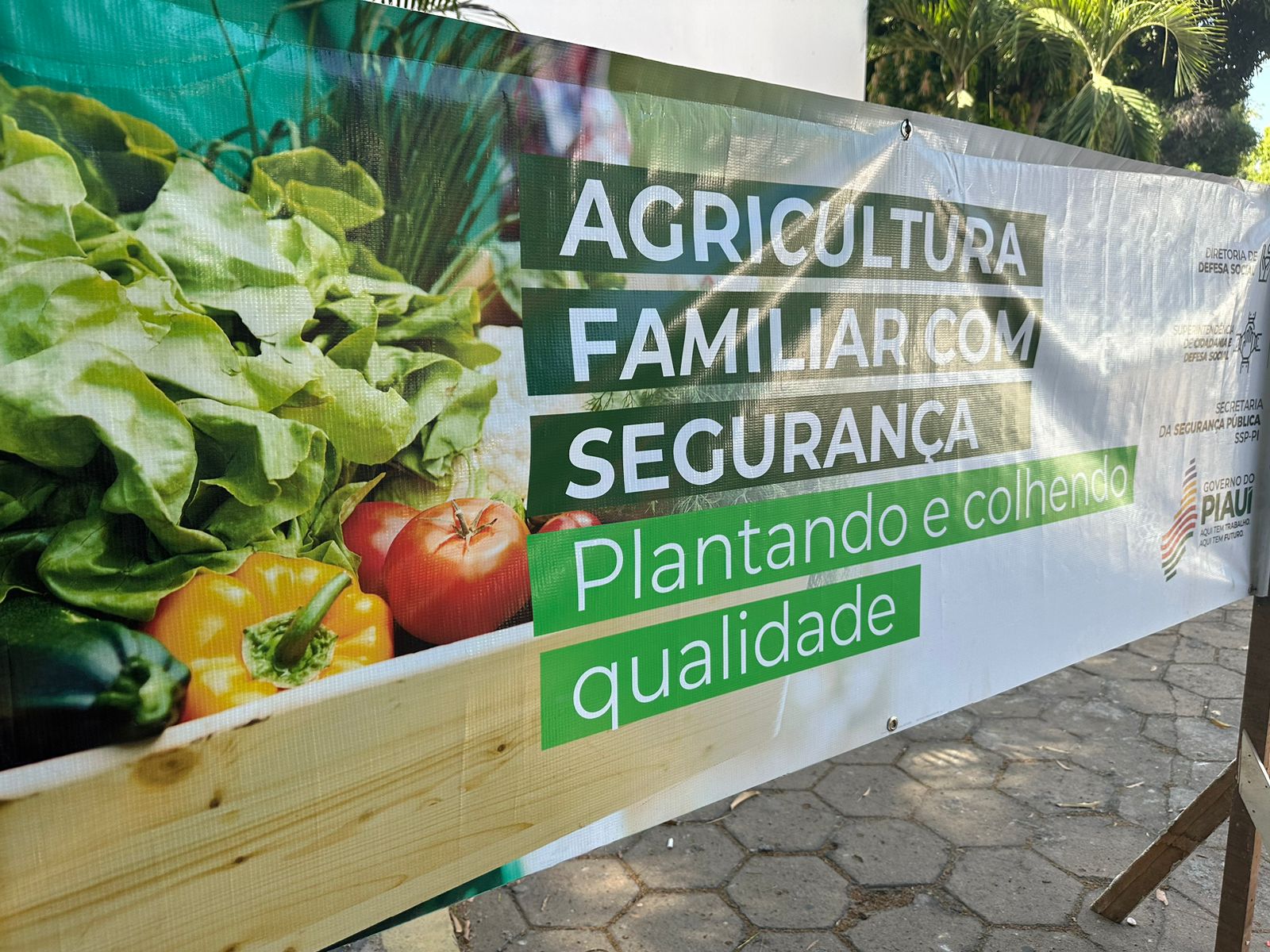 Feira une agricultura familiar e segurança em Teresina