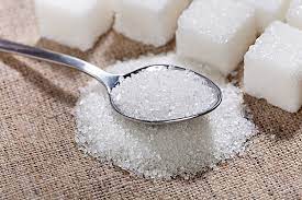 Açúcar ganha destaque ao superar petróleo em alta explosiva