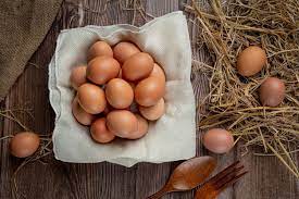 Ovos comerciais: preço dispara com aumento da demanda e oferta limitada