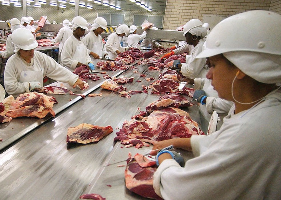 JBS a maior produtora de carne tem lucro de R$ 572,7 milhões