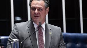 Carlos Fávaro assume novamente Ministério da Agricultura