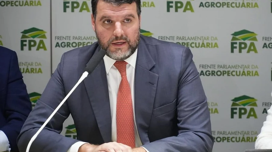Presidente da FPA desaprova pergunta do Enem e defende agronegócio brasileiro!