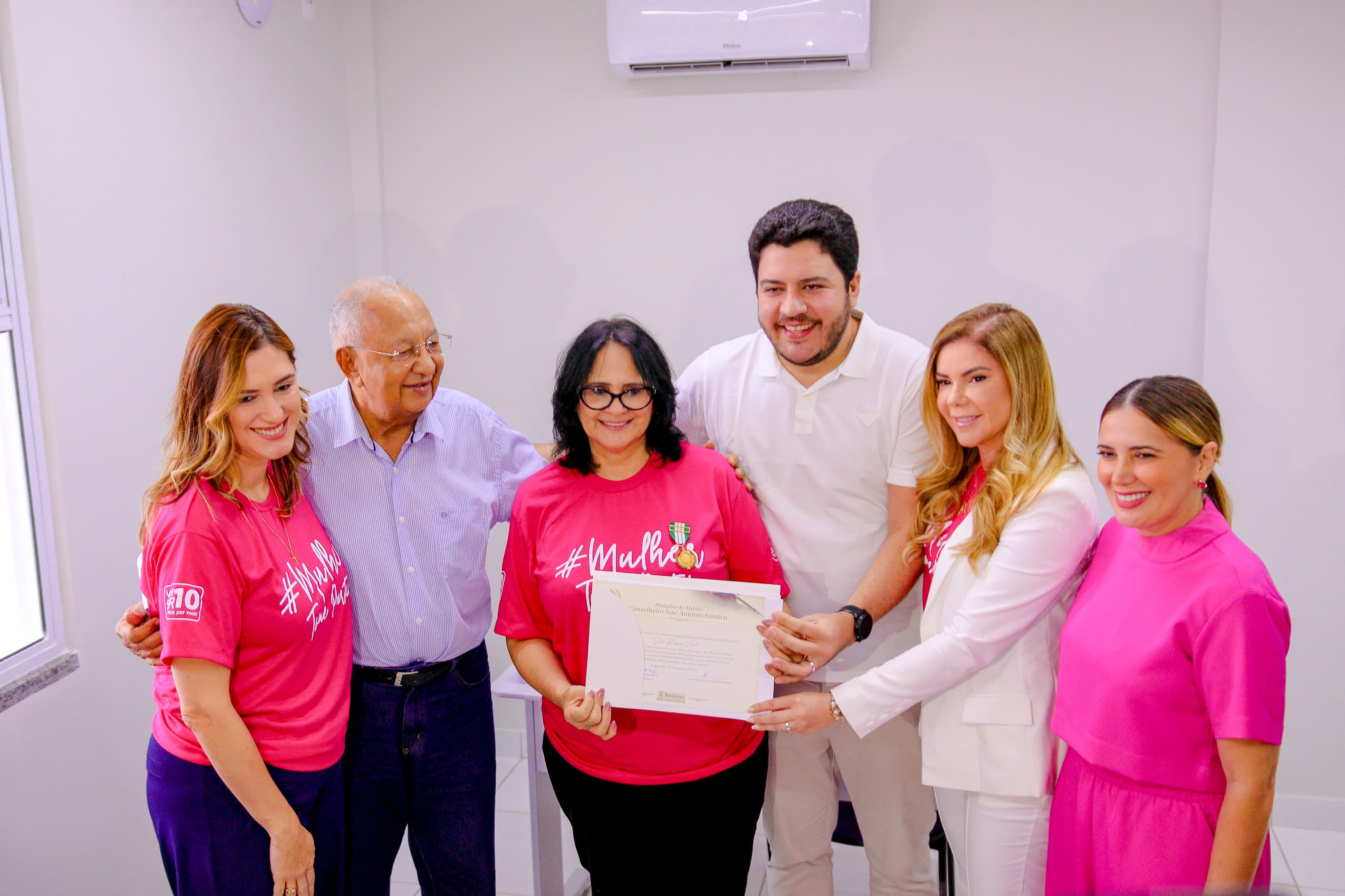 Dr. Pessoa recebe a Senadora Damares Alves para visita à Casa da Mulher Brasileira