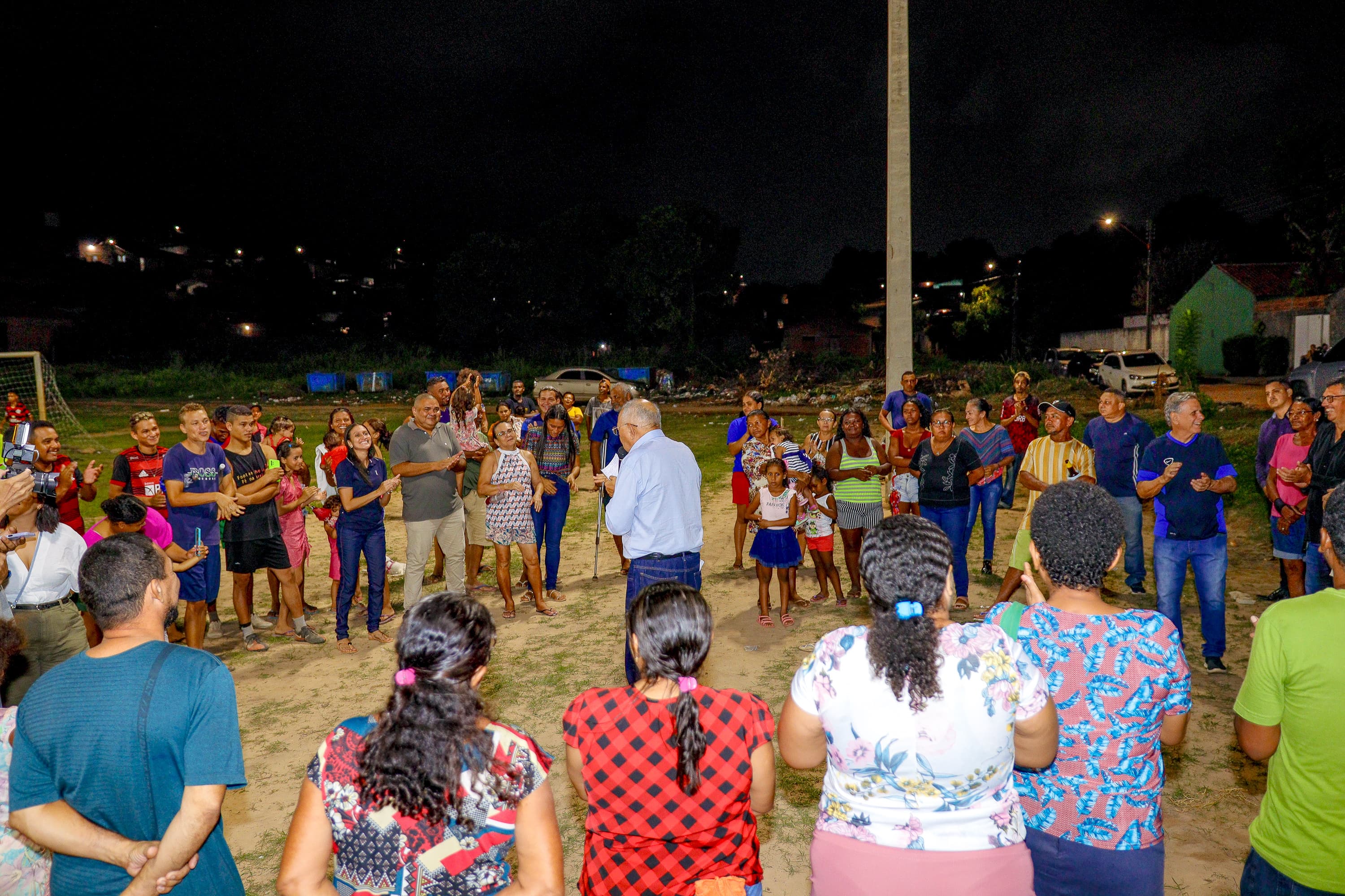 Doutor Pessoa participa da entrega de iluminação no bairro Porto do Centro