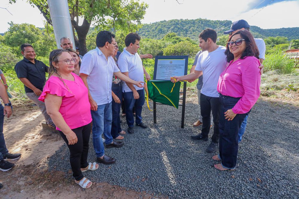 Governo inaugura posto de identificação e obras em Agricolândia e Miguel Leão