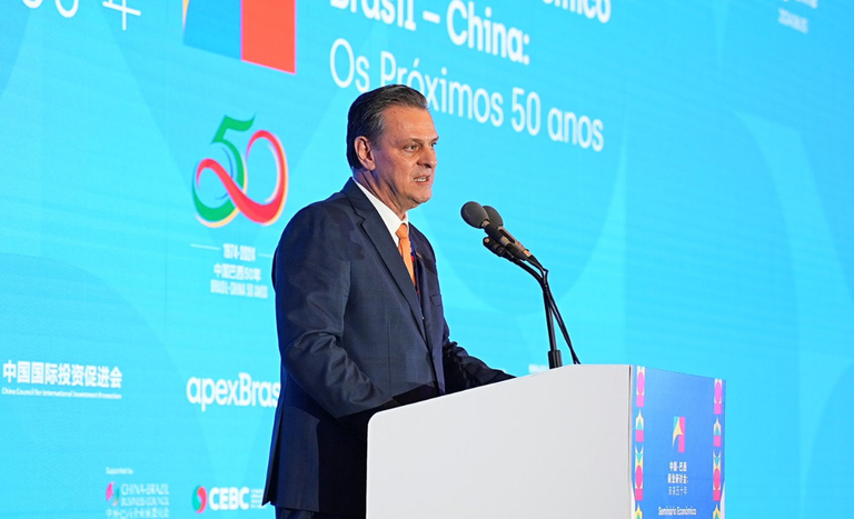 Fávaro destaca produção sustentável brasileira em seminário que comemora os 50 anos da relação Brasil-China