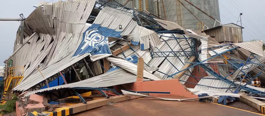 Tempestades destroem estruturas e prejudicam lavouras no Sul do país