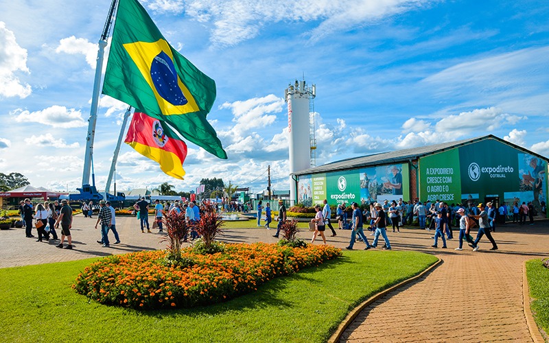 Segurança, inovação e homenagens marcam abertura da 25ª Expodireto