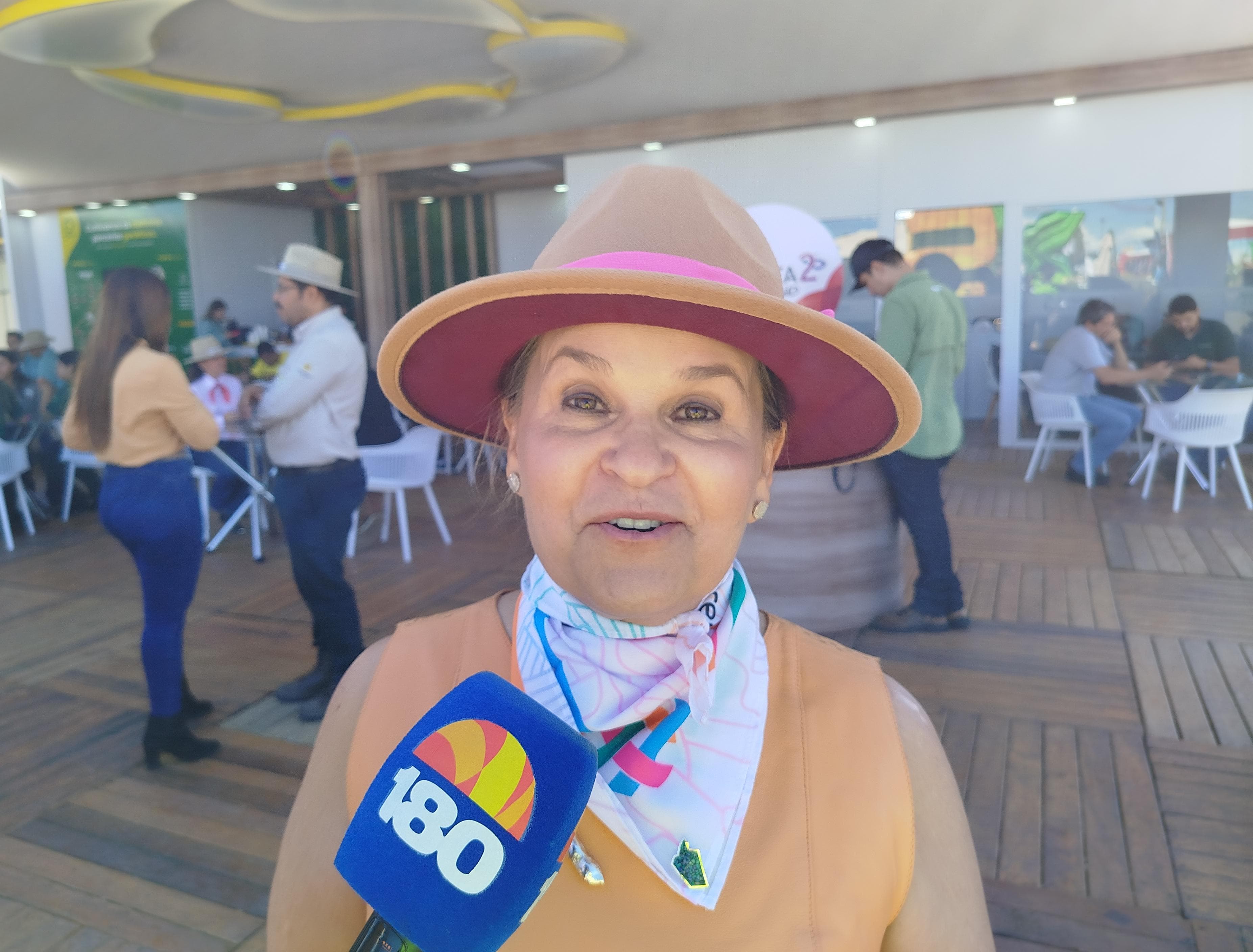 Ani Sanders celebra protagonismo feminino e inovação na Exposoja 2025