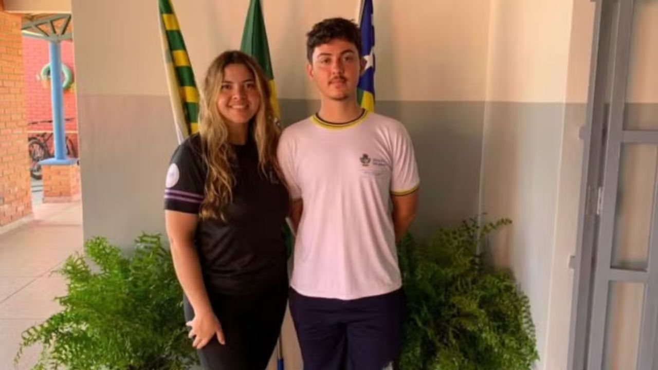 Conheça o projeto do estudante Thiago Alves, que usou o bagaço de cana para criar uma fibra biodegradável e conquistou vagas na USP, Unicamp e UFRJ. Fonte: Arquivo pessoal.