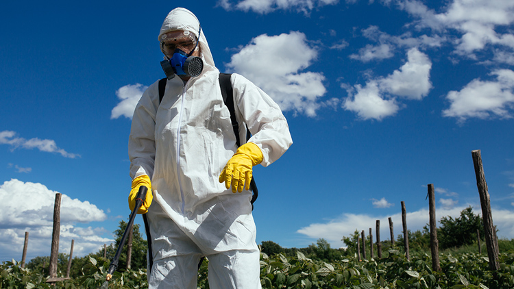 Dicas para a limpeza de equipamentos de proteção na aplicação de produtos químicos